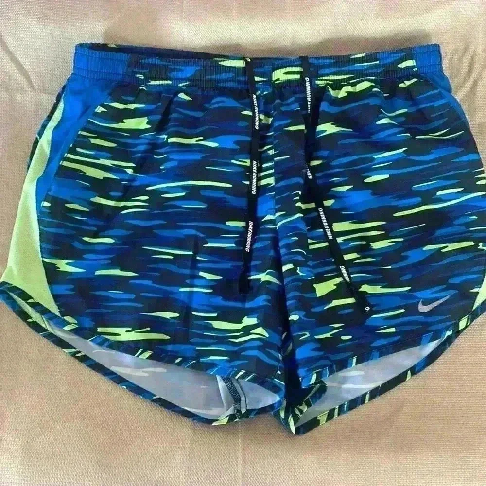 Nike Dri-fit womens running shorts size Small